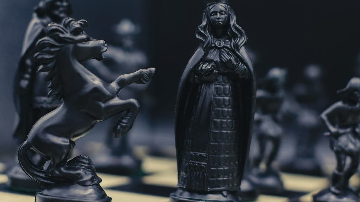 chess,  queen,  black queen,  knight,  game,  chess figures,  play,  chess pieces,  chessboard,  queen's knight,  black knight,  chess,  chess,  chess,  chess,  chess,  queen,  knight via Pixabay