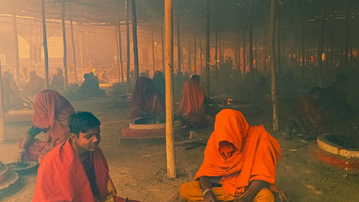 The Power of Collective Meditation via Pexels