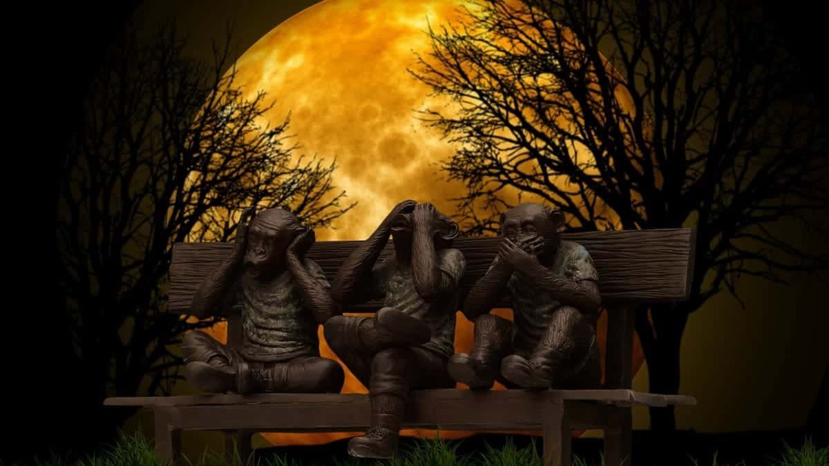 monkeys, listen, say, talk, to speak, see, art, moon, moonlight, bench, bank, sculpture, statue, artwork, metal, figure, ape, monkeys, listen, listen, moonlight, artwork, artwork, artwork, artwork, artwork