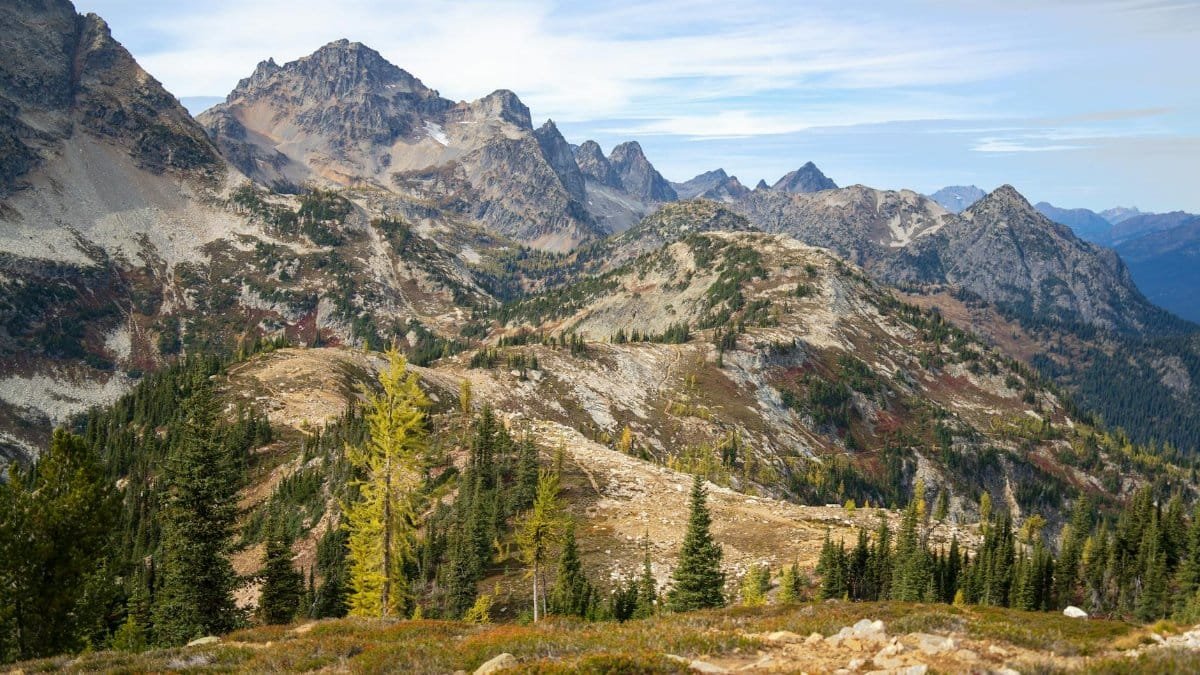 Scenic autumn landscape of mountains and forests in North Cascades National Park, Washington.