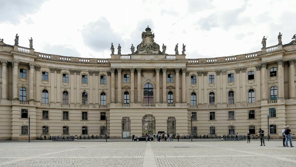 Elegant facade of Humboldt University's library in Berlin, showcasing neoclassical architecture.