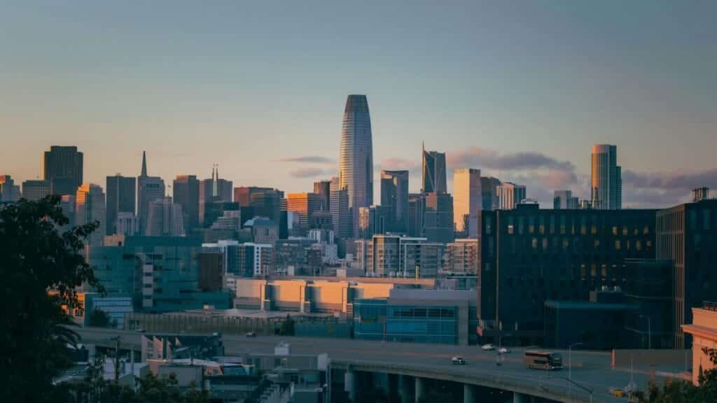 Stunning San Francisco skyline at sunset featuring iconic modern architecture and vibrant cityscape.