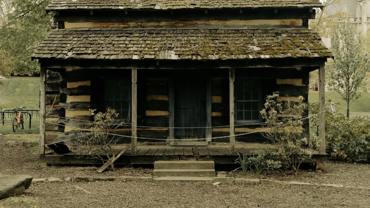 Explore the rustic charm of a historic log cabin in Pittsburgh, Pennsylvania.