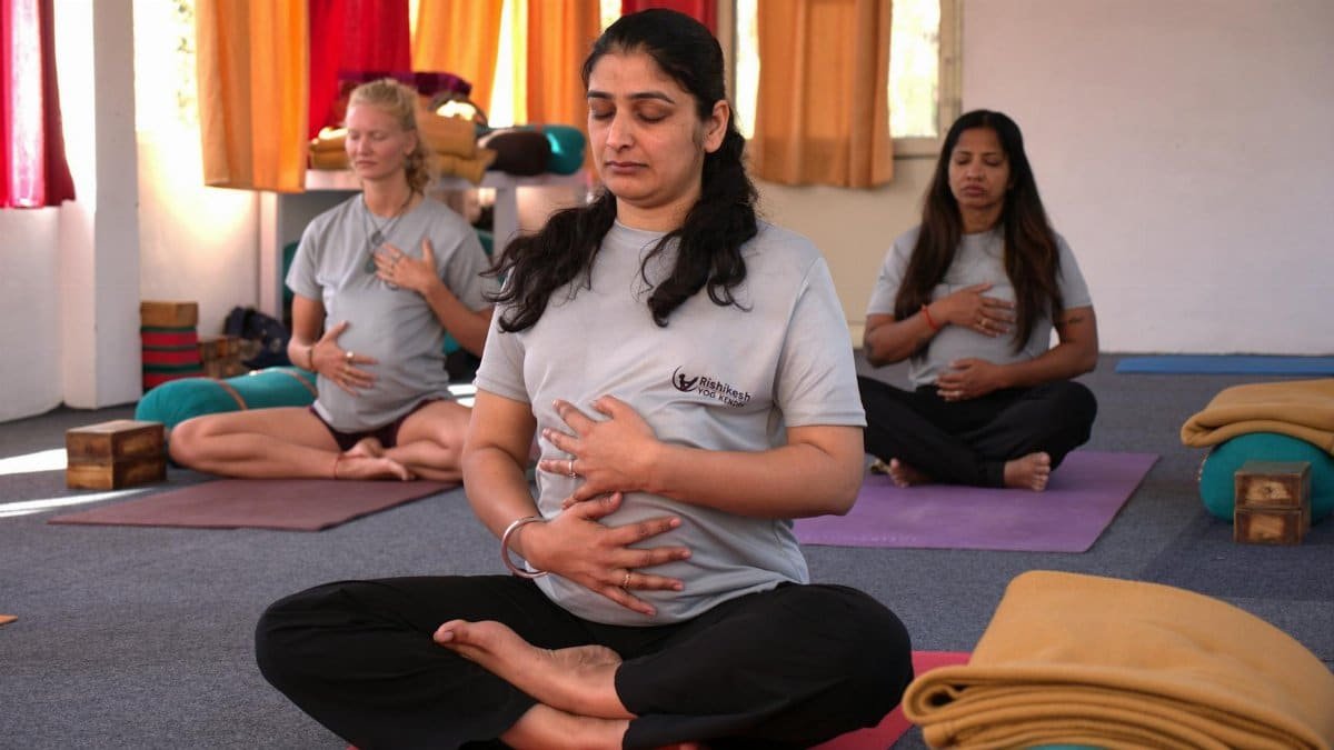 Free stock photo of postnatal, prenatal, yoga course