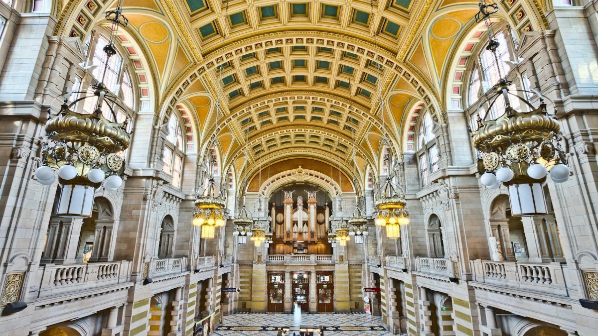 Captivating Victorian architecture of Kelvingrove Art Gallery in Glasgow, Scotland.