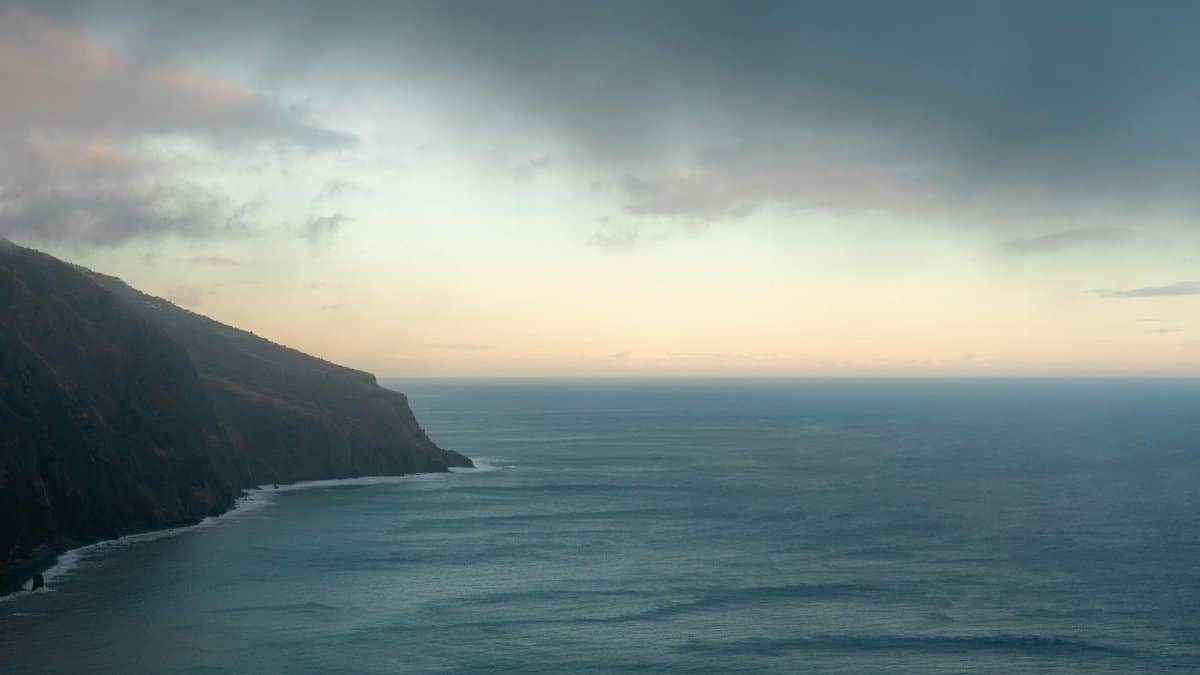 Free stock photo of cliff, island, ocean