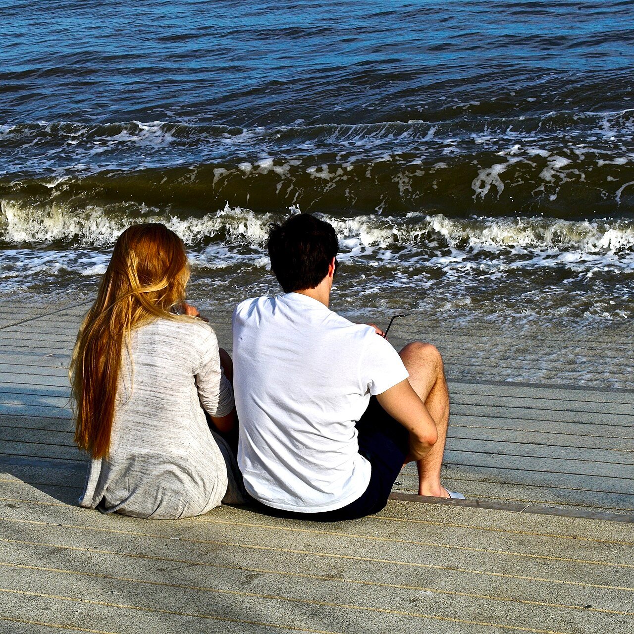 By Pedro Ribeiro Simões from Lisboa, Portugal - Happy couple, CC BY 2.0, https://commons.wikimedia.org/w/index.php?curid=85882360