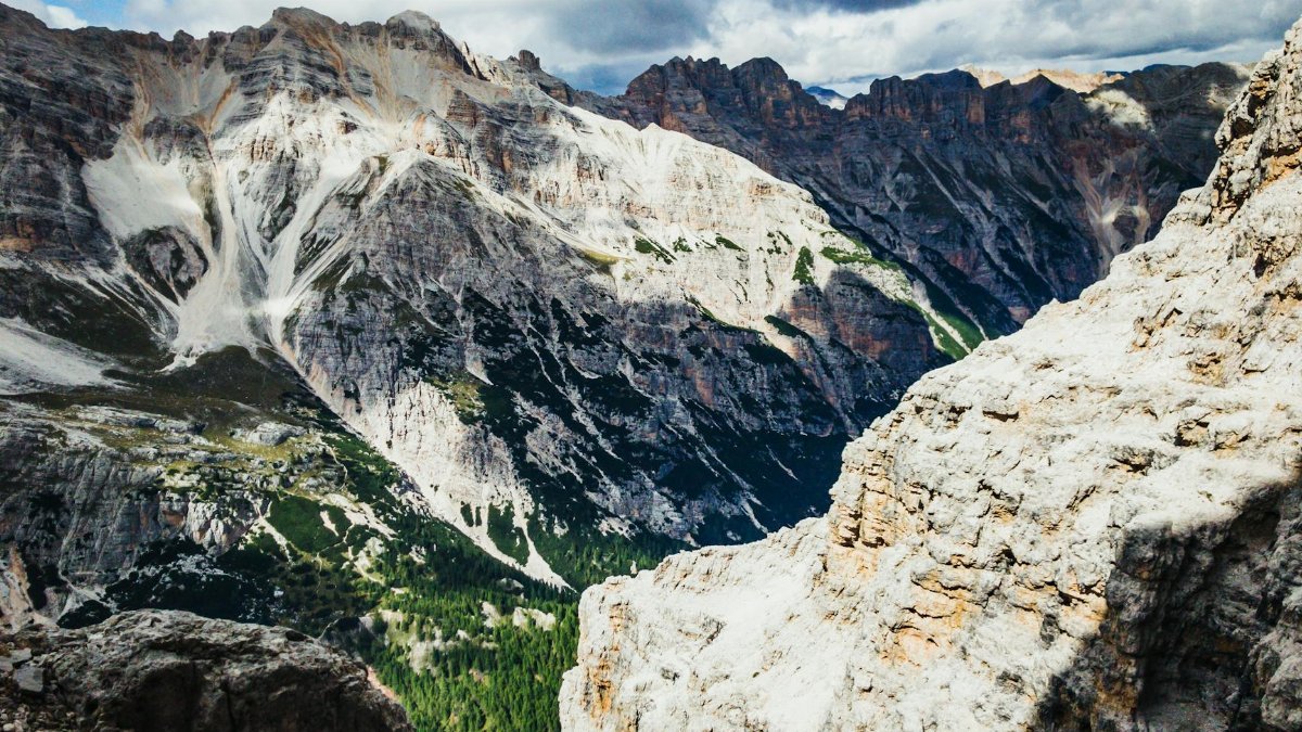 Stunning rocky landscape of the Dolomites in Cortina d’Ampezzo, Italy.