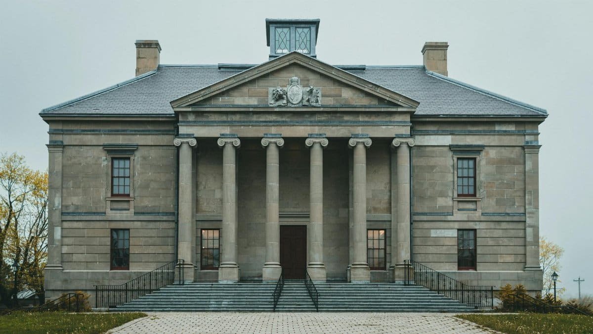 Stunning colonial-era government building with classic architecture, captured from the front.
