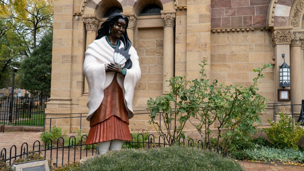 Statue of Kateri Tekakwitha outside a historic building in Santa Fe, New Mexico, USA.