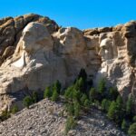 A striking view of Mount Rushmore in South Dakota on a sunny day.