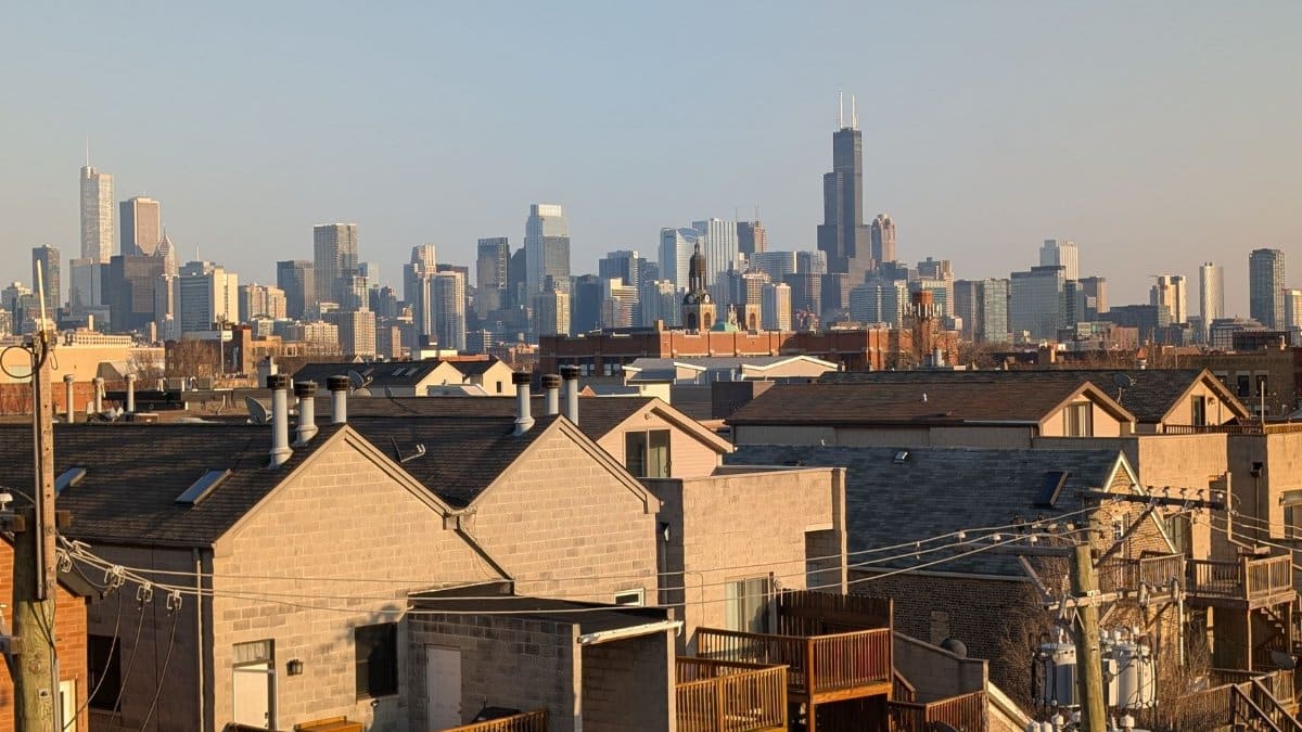 Stunning view of the Chicago skyline from a residential area during daytime.