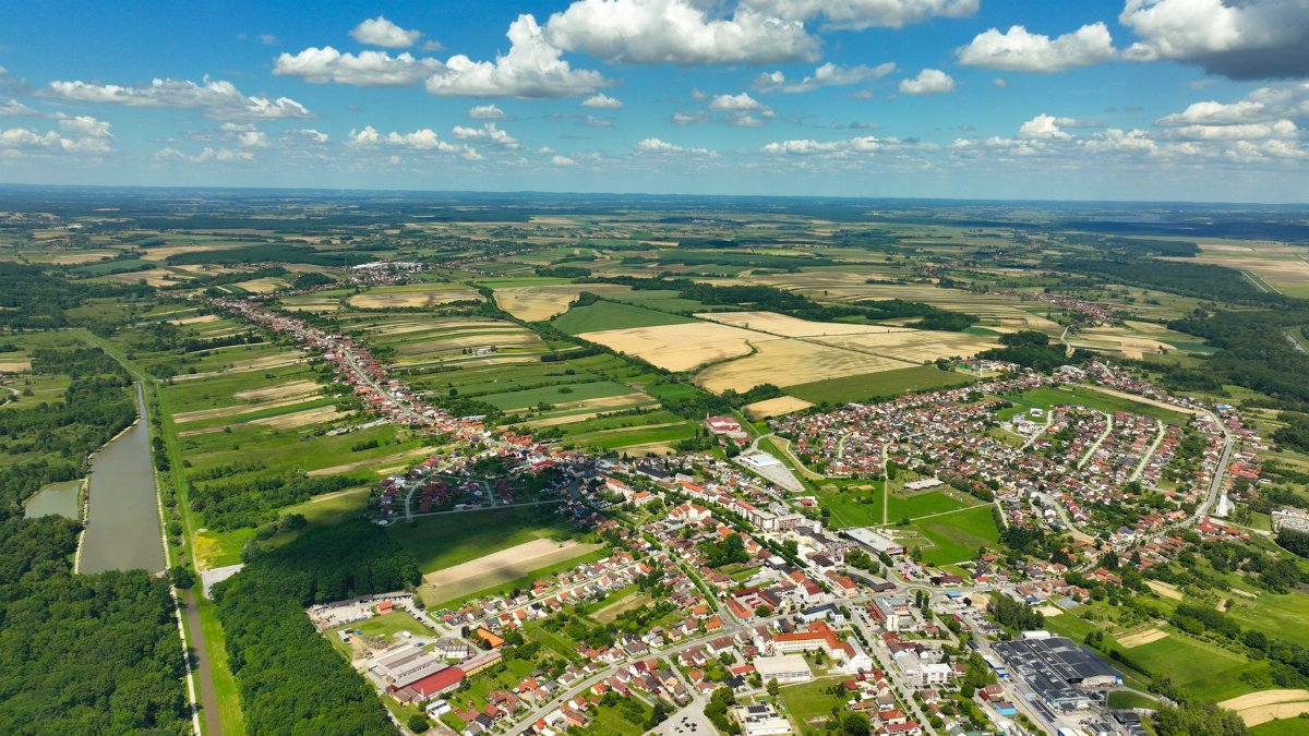 A scenic aerial view capturing the lush landscapes of Garešnica, Croatia during summer.