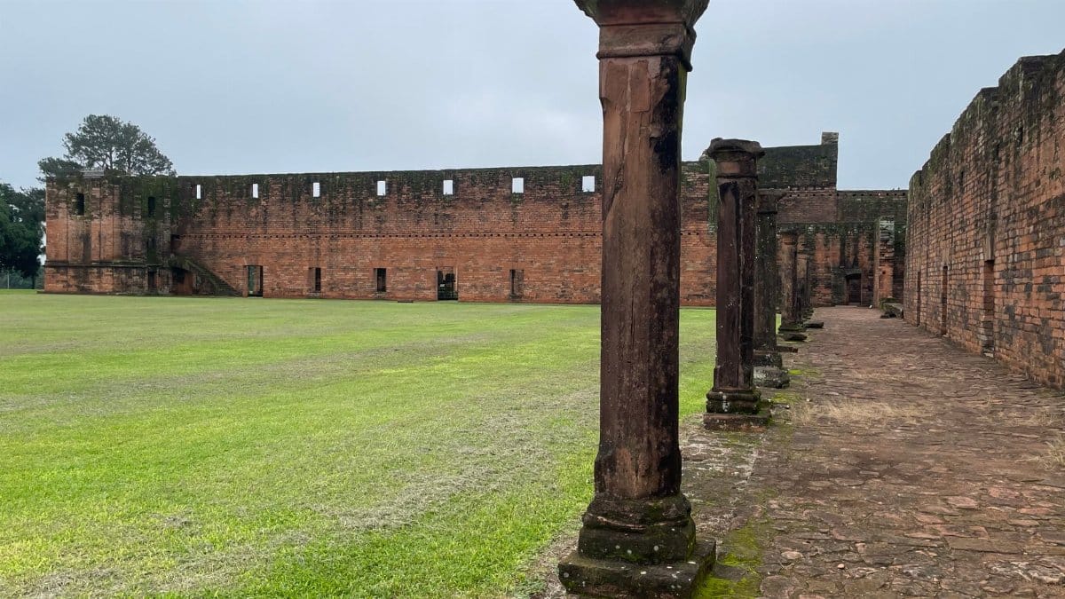 Ruins of a Jesuit mission in Paraguay showcasing ancient architecture and history.