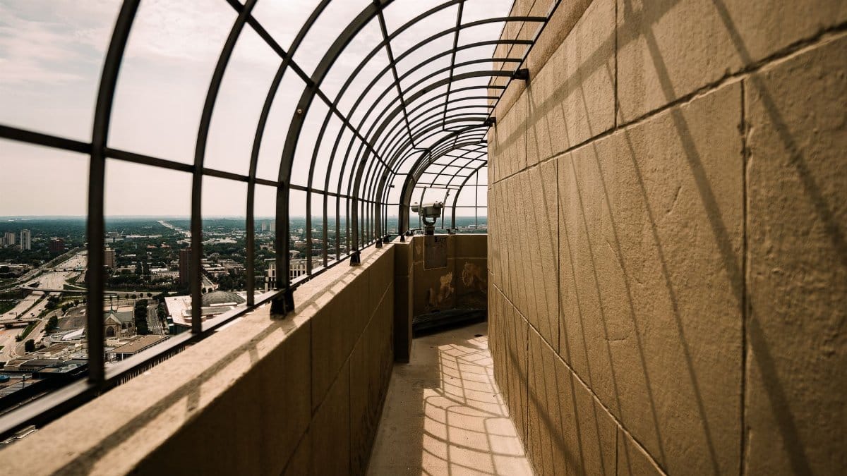 Perspective view of an observation deck with cityscape in Minneapolis, Minnesota.