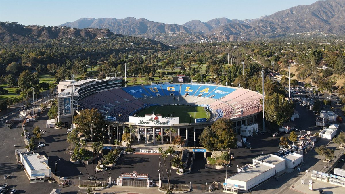 Aerial view of the iconic Rose Bowl Stadium in Pasadena, California.