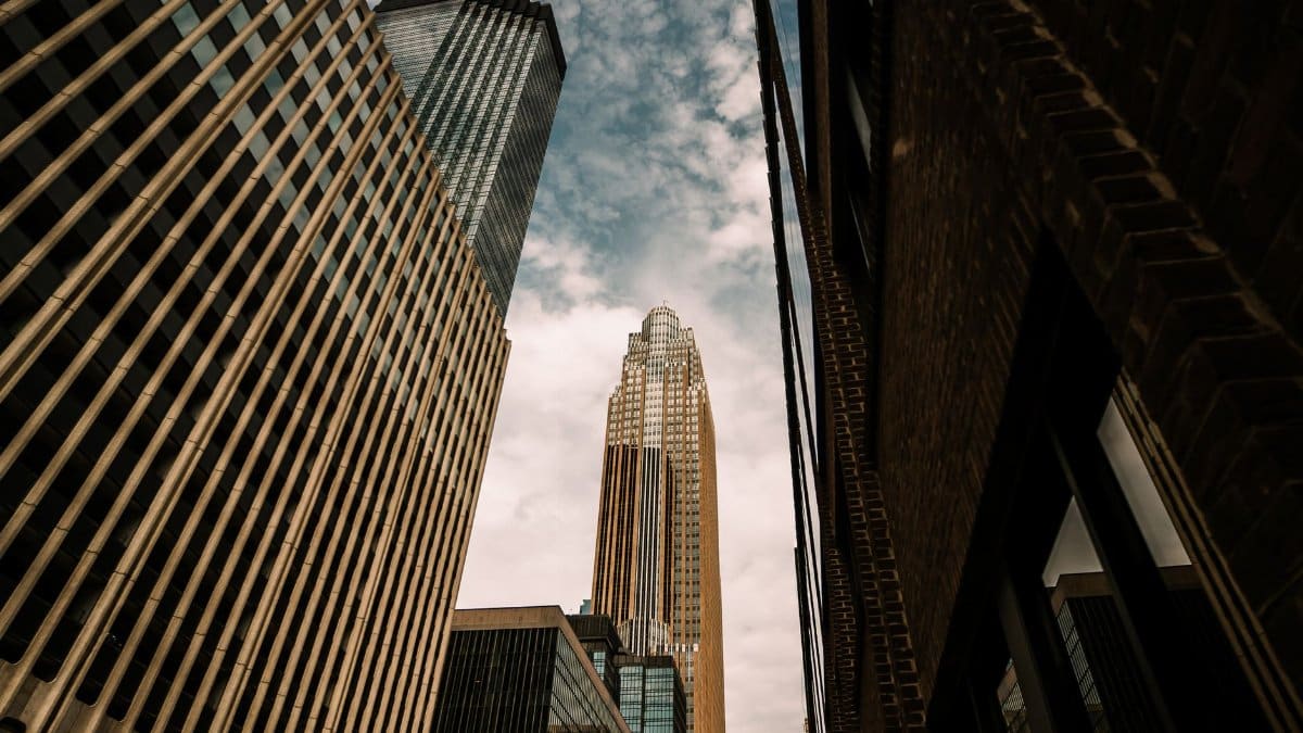 Tall skyscrapers reaching for the sky in downtown Minneapolis, showcasing urban architecture.